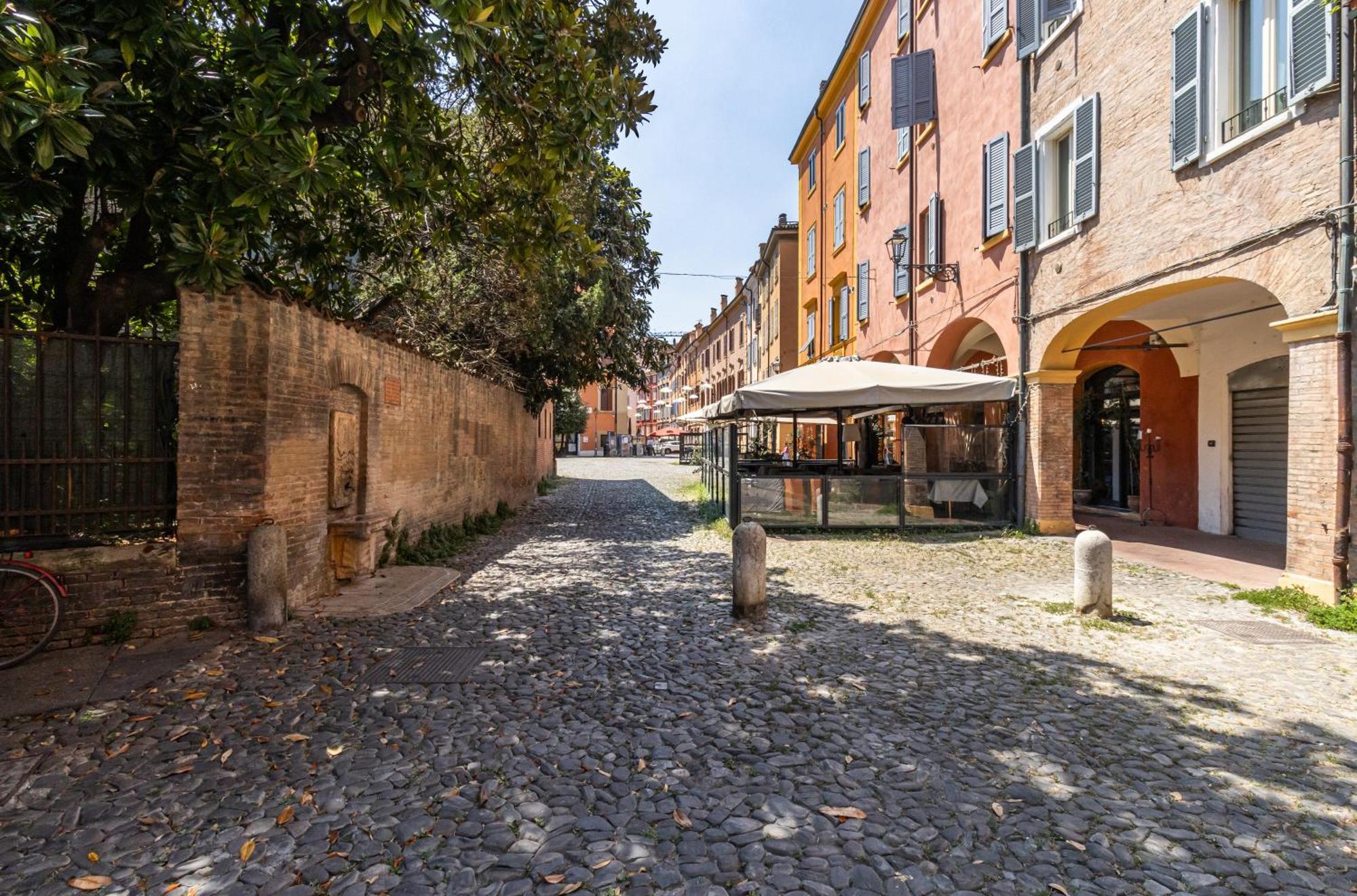 Suite Pomposa 28 - Affitti Brevi Italia Modena Exteriör bild